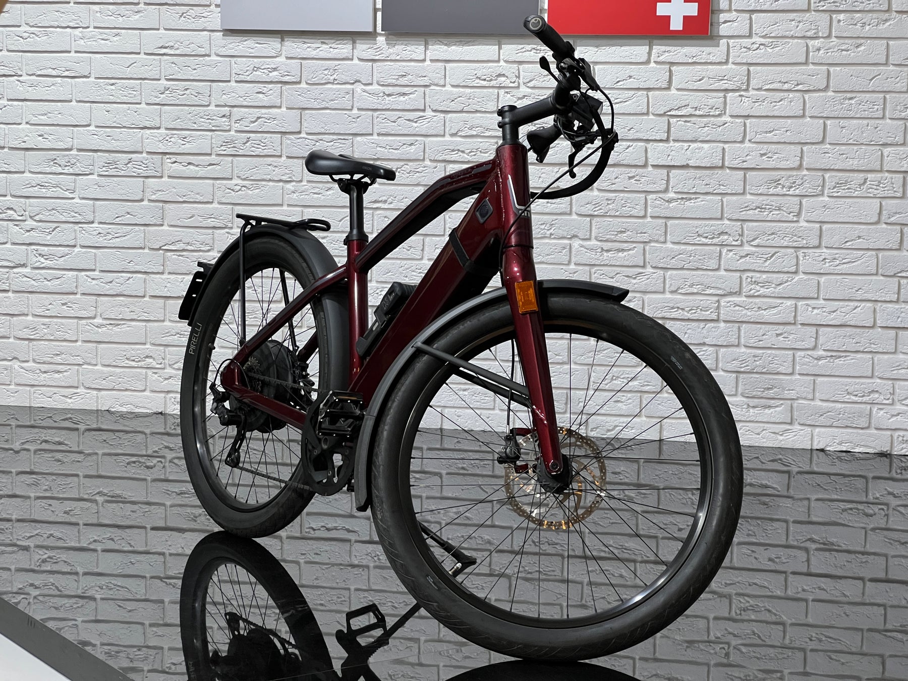 Stromer ST1 Deep Red Sport M