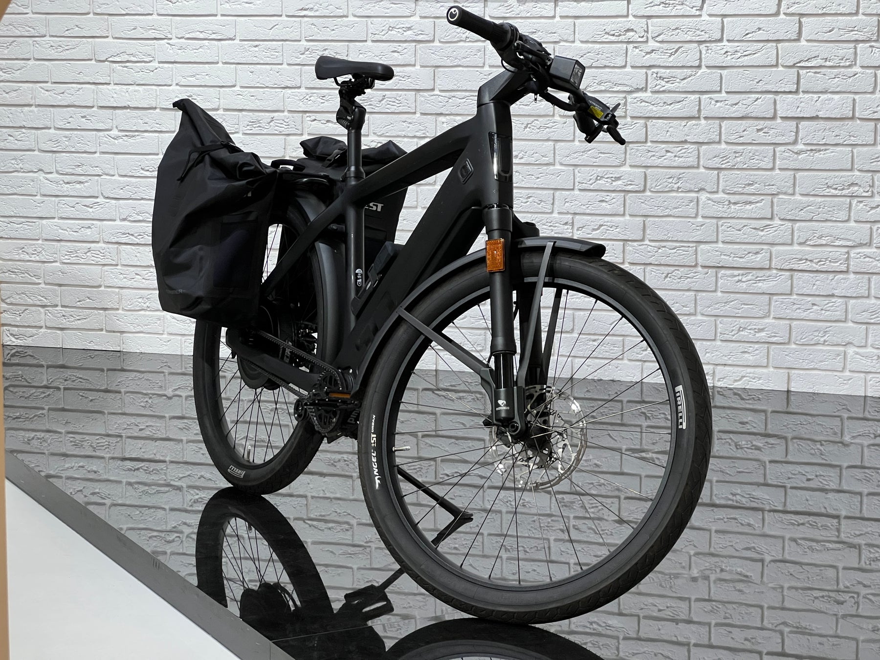Stromer ST3 Pinion Deep Black Sport L